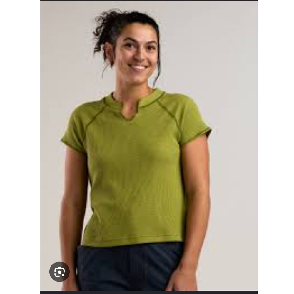 Title Nine Womens XS Shirt Green Waffle Knit Split Neck Raglan Short Sleeve Top